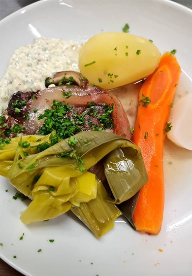 Le Cheval Noir - restaurant ARNAS